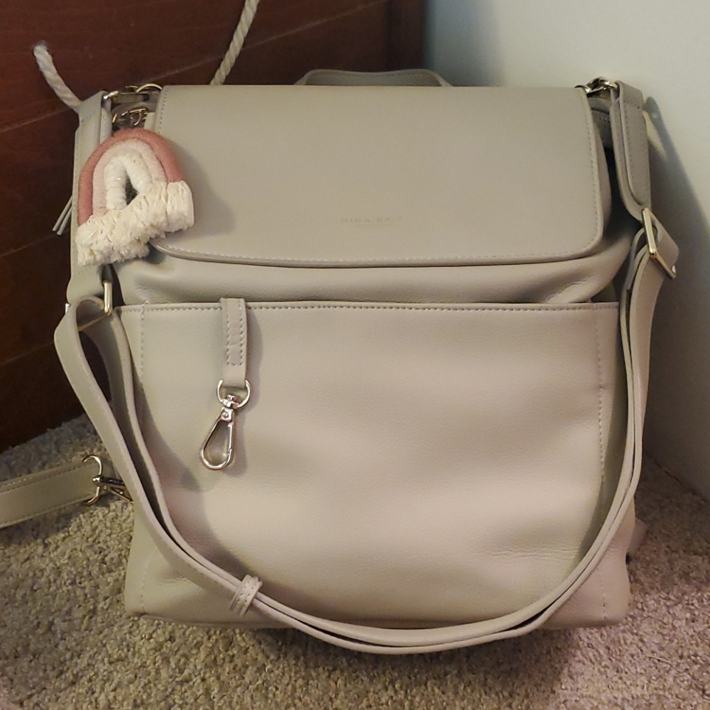 Mina Baie Mini Kinney